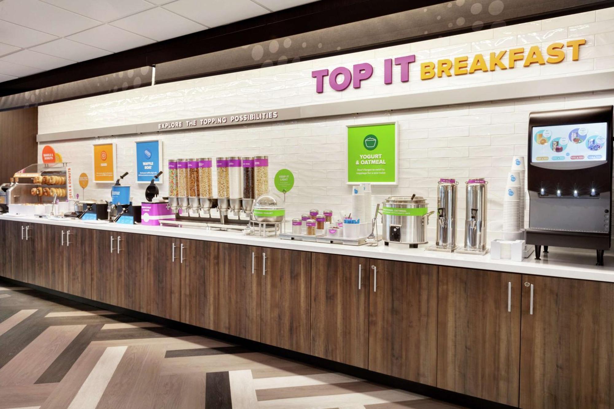 Tru By Hilton Charlotte Ayrsley Hotel Bagian luar foto